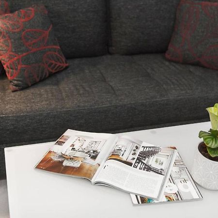 Central Sleek City Living Close To Everything Melbourne Eksteriør billede